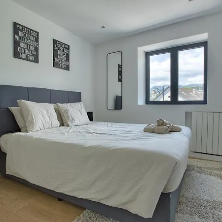Holiday home Hebergeneve Authentique *